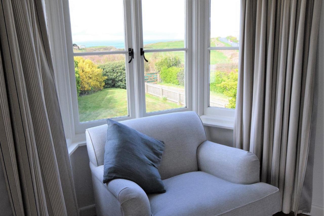 Greystone Cottage - Sea Views, Short Stroll To A Beautiful Sandy Beach Brook  Kültér fotó